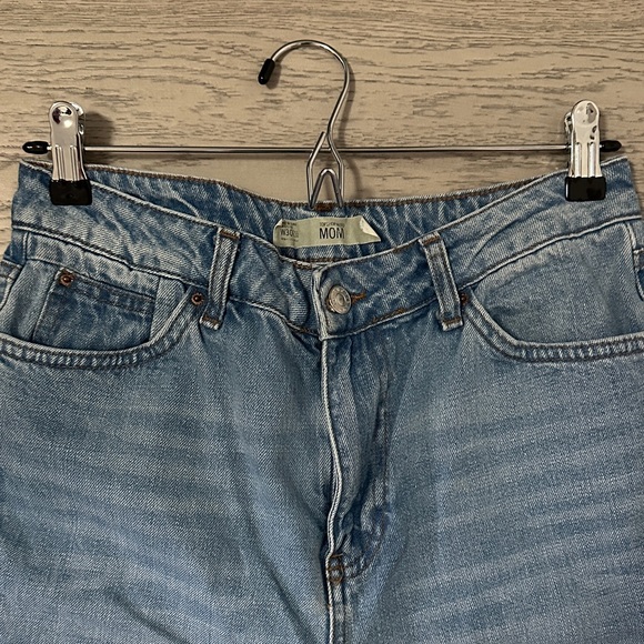 Topshop Light Blue Denim Mom Jeans - Picture 2 of 6